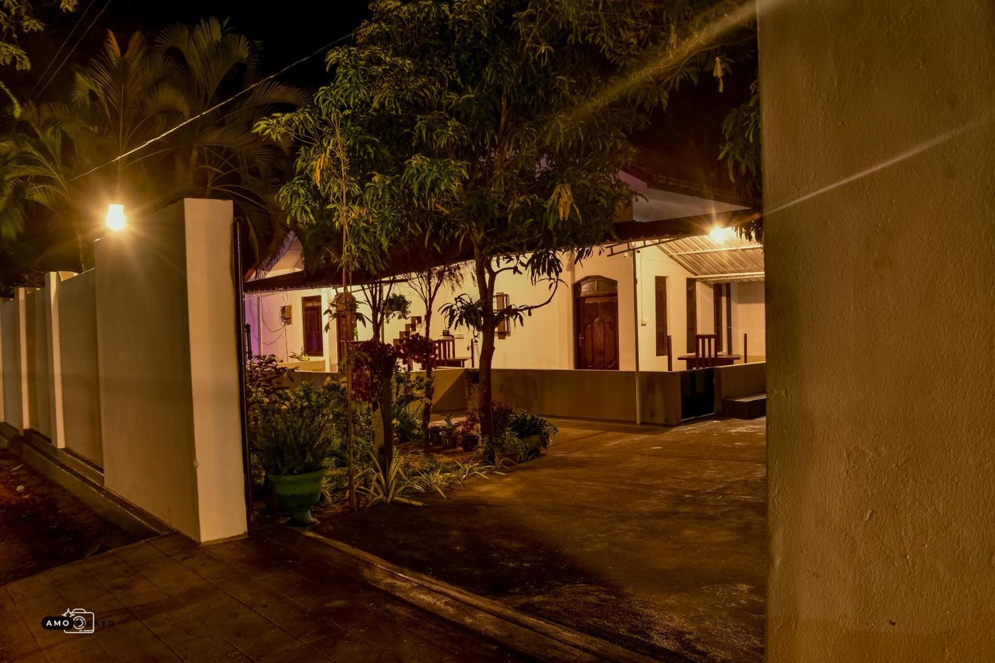 Coconut Villa Аругам Экстерьер фото